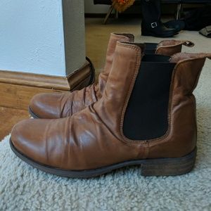 Miz Mooz Lissie Chelsea Boot